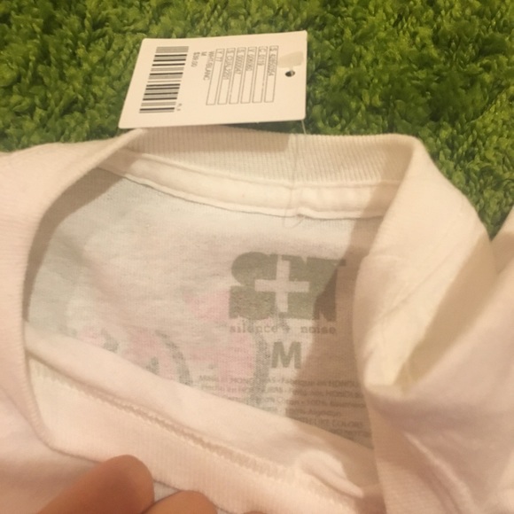 Aesthetic graphic long sleeve top - Picture 3 of 3